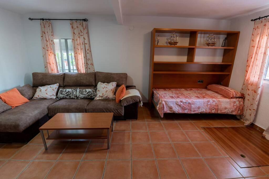 Casa Cuesta Del Alamo. Vistas Frente Puente Lata Villa Granada Dış mekan fotoğraf